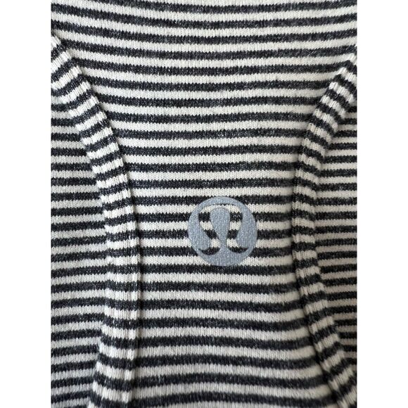 Lululemon Womens Striped Racerback Tank Top‎ Medium - Picture 12 of 13